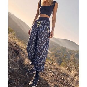 Free People Floral Print Pants - Blue and White